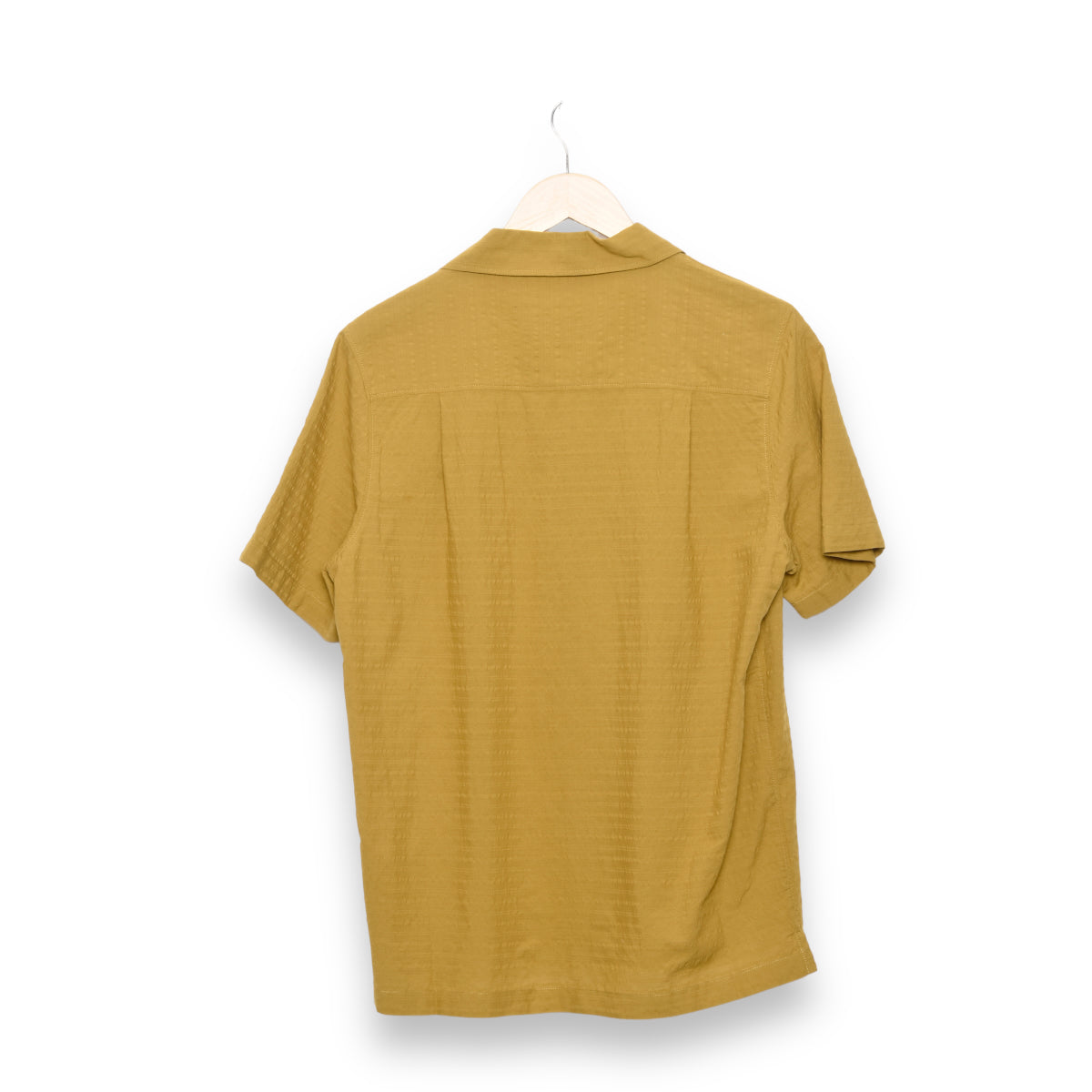 About Companions Kuno Shortsleeve eco seersucker gold