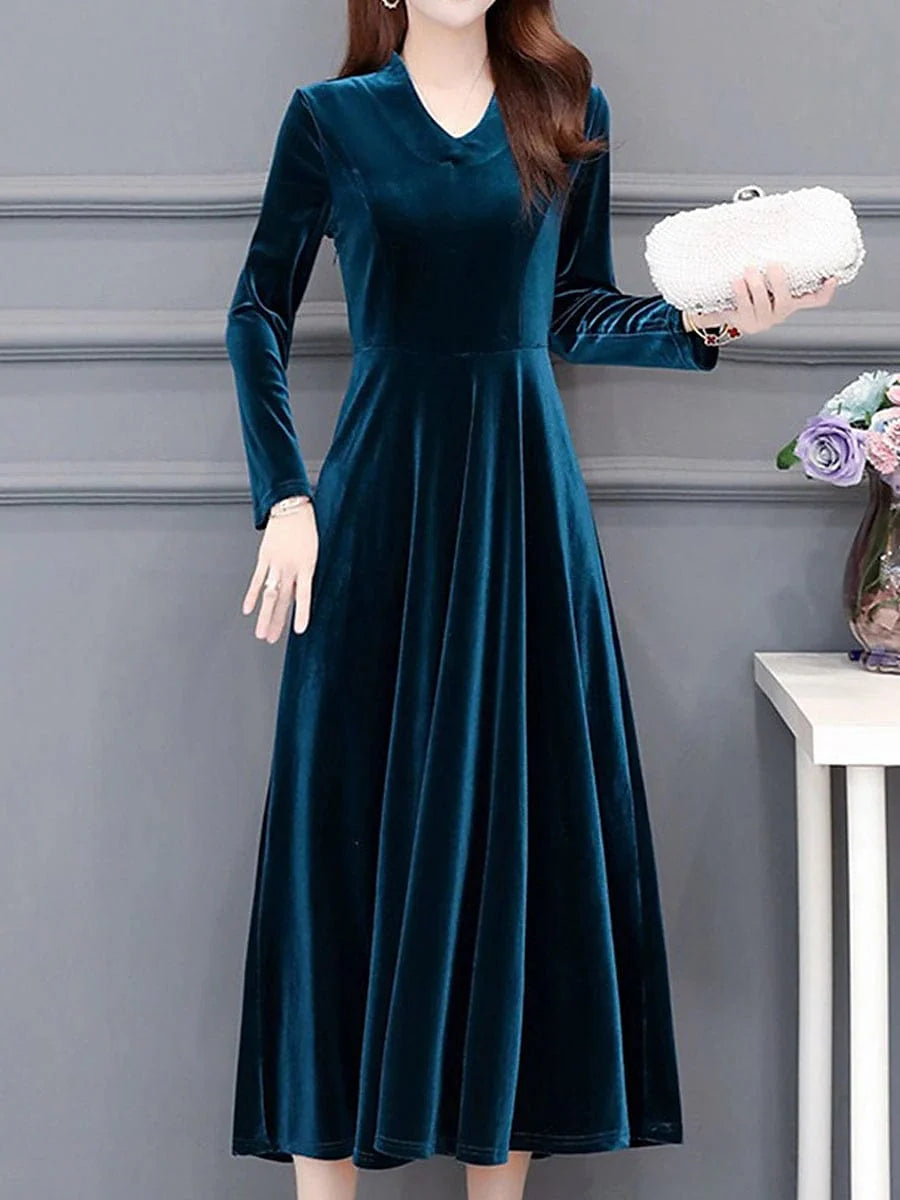 Elegant Velvet V-Neck Midi Dress with Ruched Detail