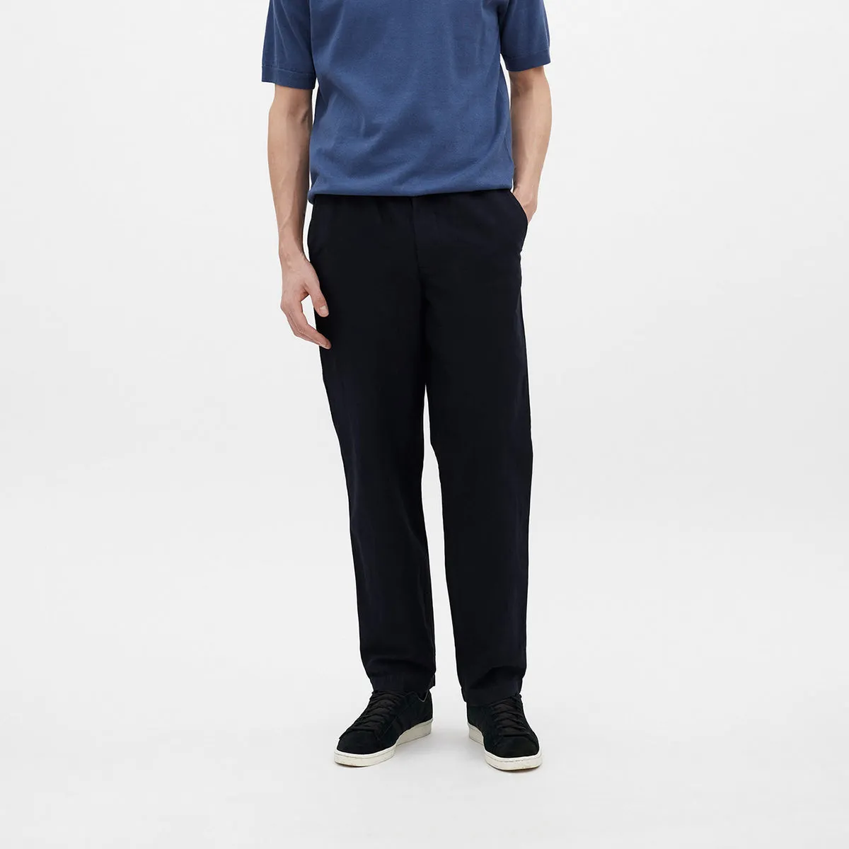 Norse Projects - Ezra Relaxed Cotton Linen Trouser in Navy