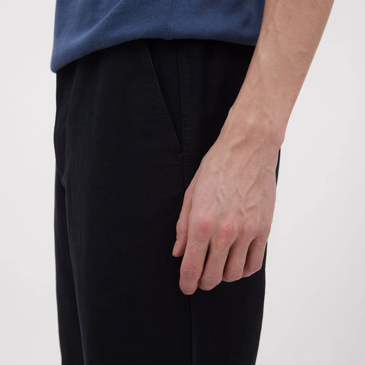 Norse Projects - Ezra Relaxed Cotton Linen Trouser in Navy